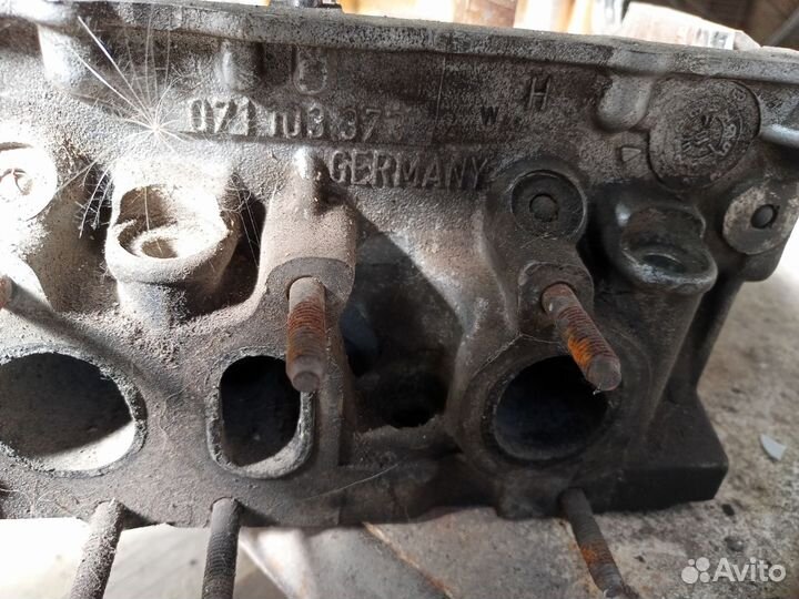 Поддон, головка на Фольксваген VR 5