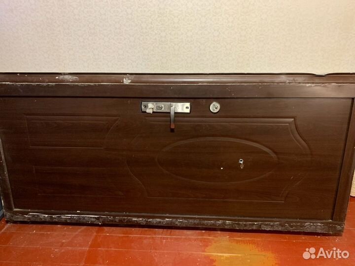 Дверь входная металлическая