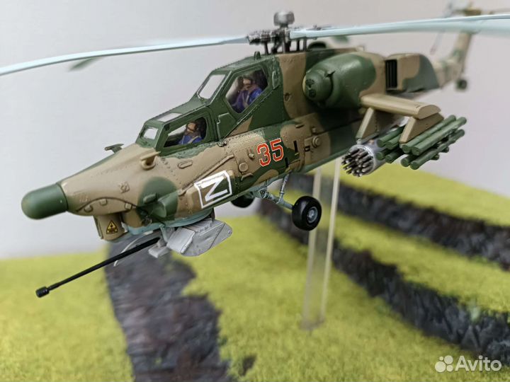 Сборная модель вертолета Ми-28
