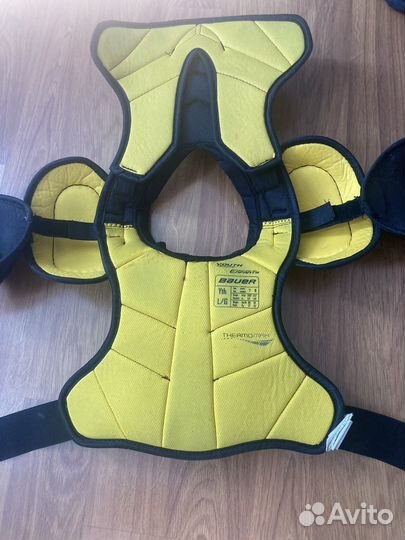 Нагрудник хоккейный bauer mx 3