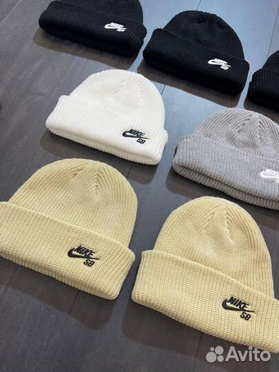 Шапка мужская adidas