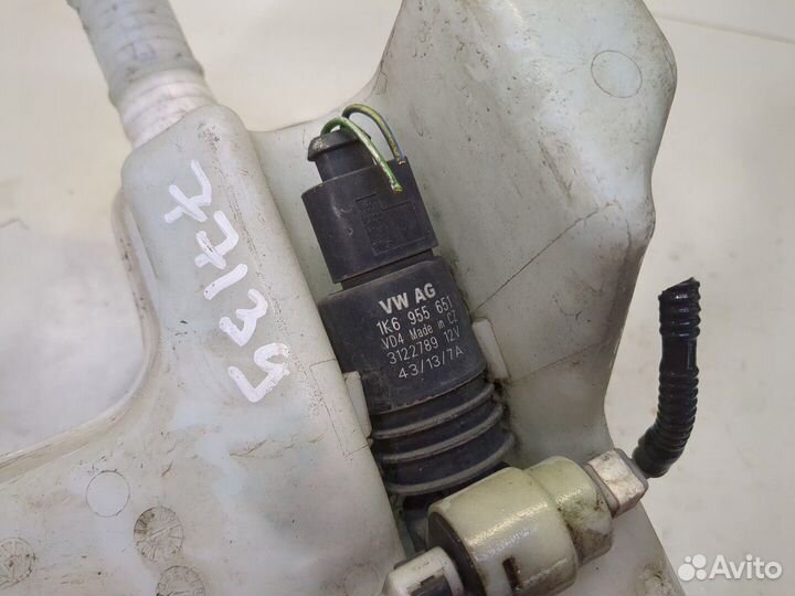 Бачок омывателя Volkswagen UP, 2012