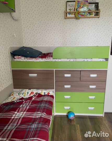 Комплект мебели для детской