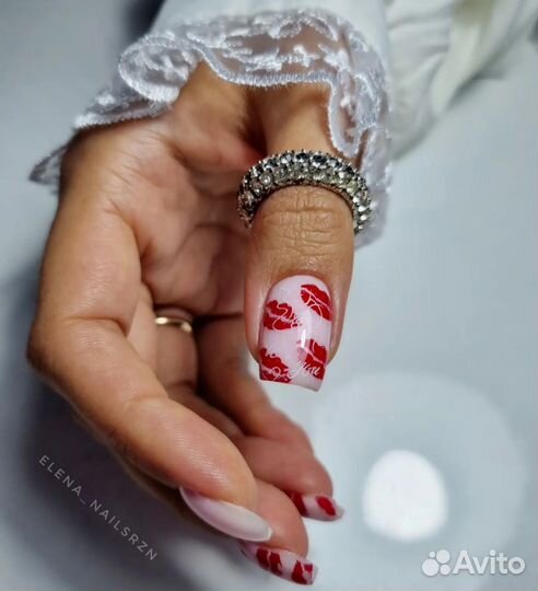 Мастер маникюра и педикюра