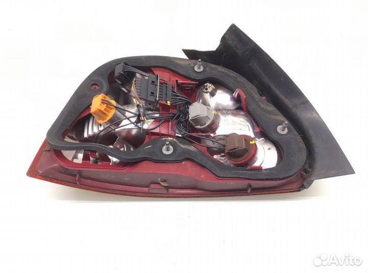 Фонарь Jaguar X-Type (2002-2009)