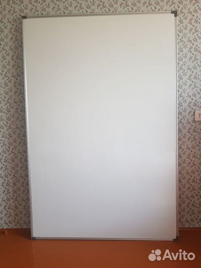Магнитная белая доска на стену