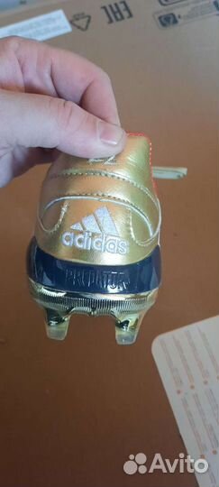 Футбольные бутсы