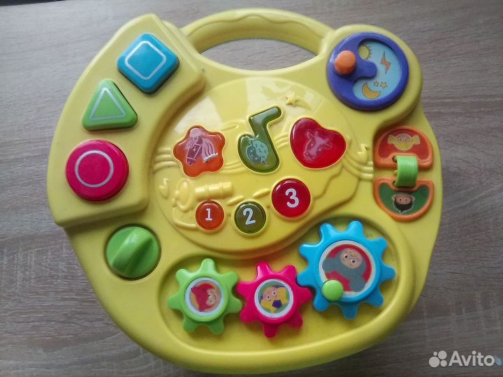 Развивающий столик со звуком