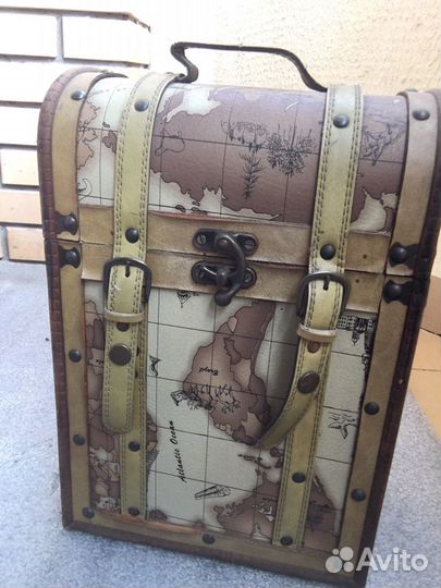 Декоротивный сундучек