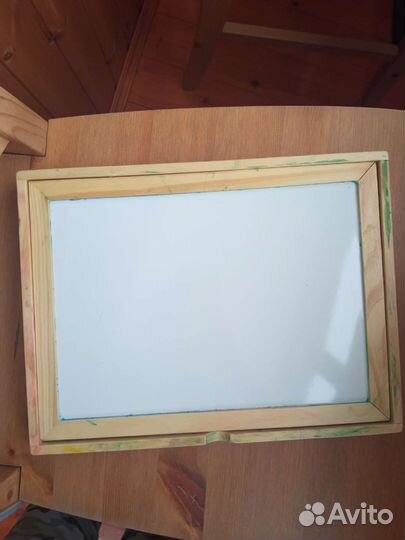 Бизи чемоданчик, меловая доска и магнитная