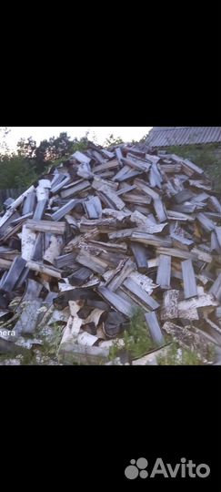 Дрова березовые в перемешку с листвяком