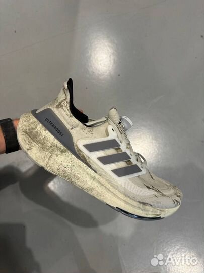 Adidas Ultraboost light оригинал