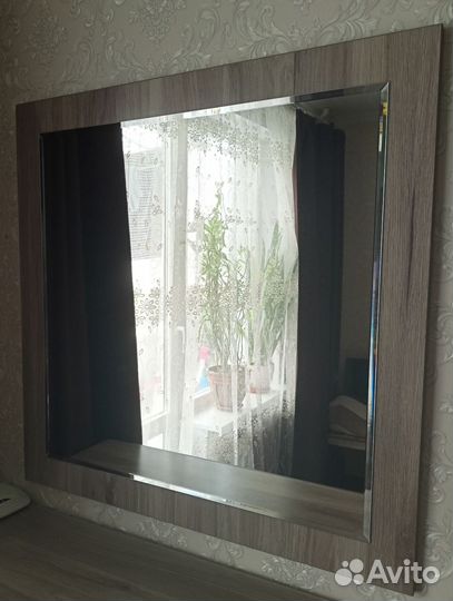 Зеркало настенное