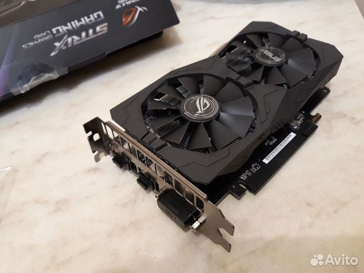 Видеокарта Asus rog-strix-rx560-4g-gaming