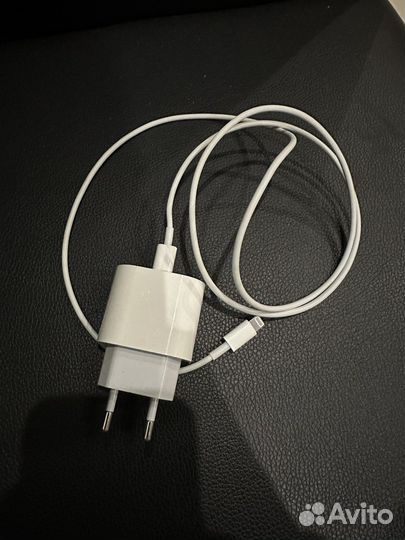 Блок зарядки iPhone 20w
