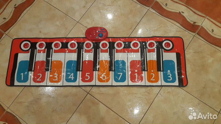 Музыкальная дорожка-пианино ELC