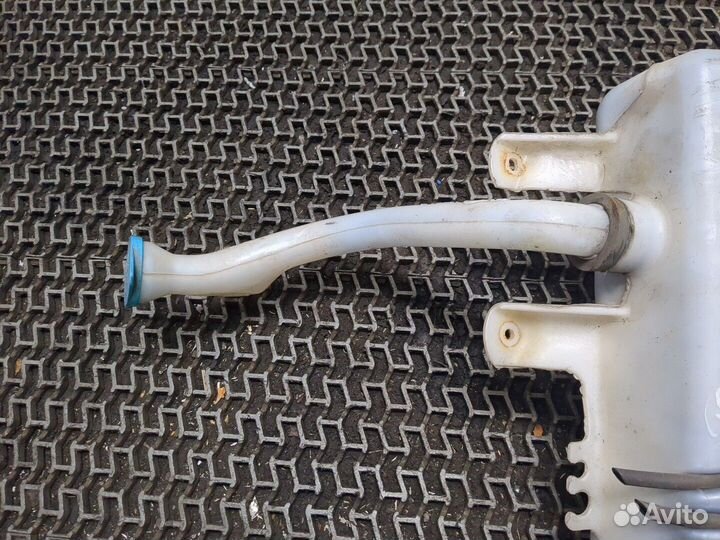 Бачок омывателя Nissan Note E11, 2007