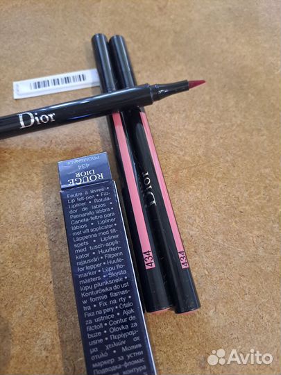 Подводка для губ 434 Promenade. Dior