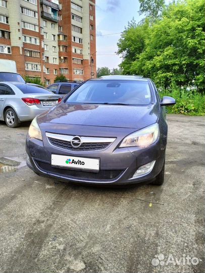 Opel Astra 1.4 AT, 2011, 172 000 км
