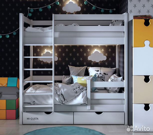 Детская двухъярусная кровать