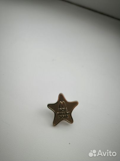 Значок Макдоналдс/ Макдональдс