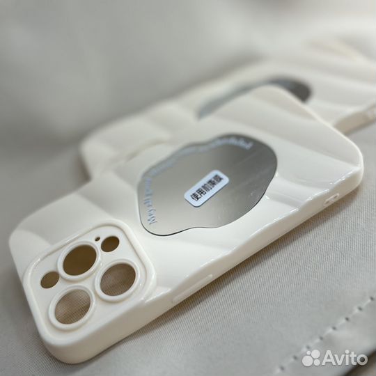 Новые чехлы iPhone 15 Pro и 15 Pro Max с зеркалом