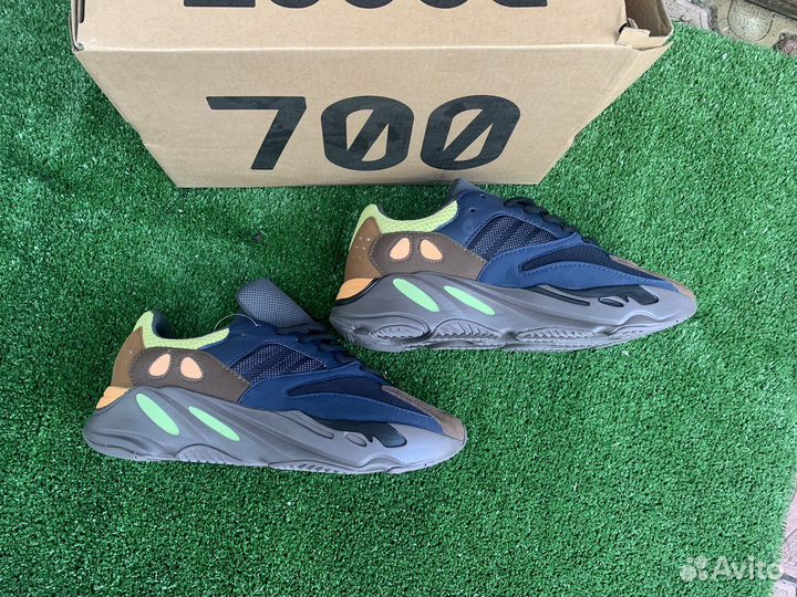 Кроссовки adidas easy boost 700