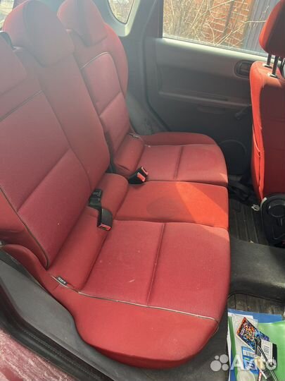 Сиденье заднее Mitsubishi Colt Z3 пробег 110