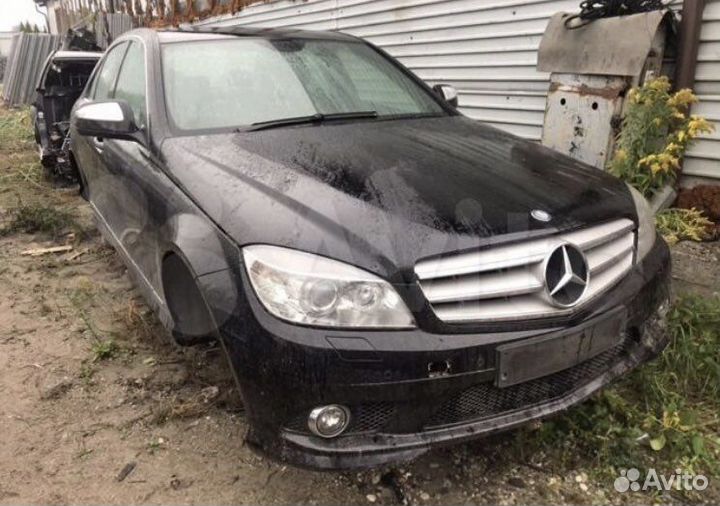 Мерседес w204 C-class на запчасти