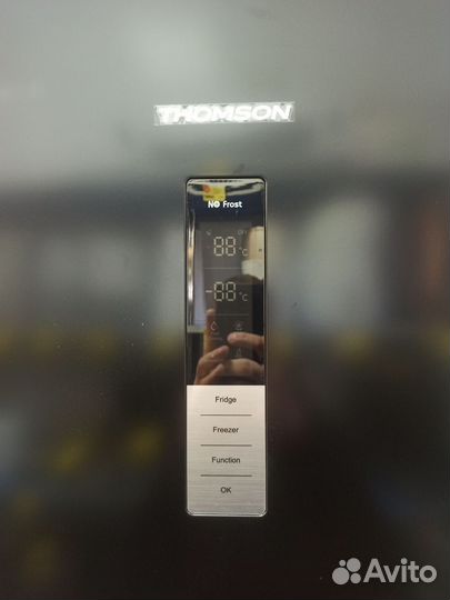 Холодильник Thomson (дфк) (Без эксплуатации)