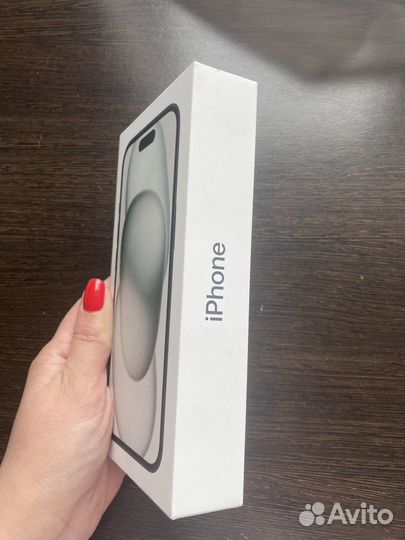 iPhone 15, 256 ГБ