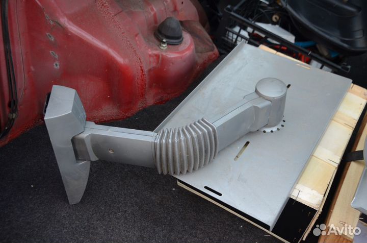 Полка подставка для телевизора (настенная)