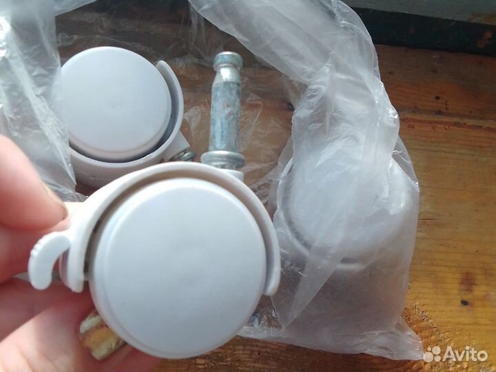 Ножки колëсики для кроватки