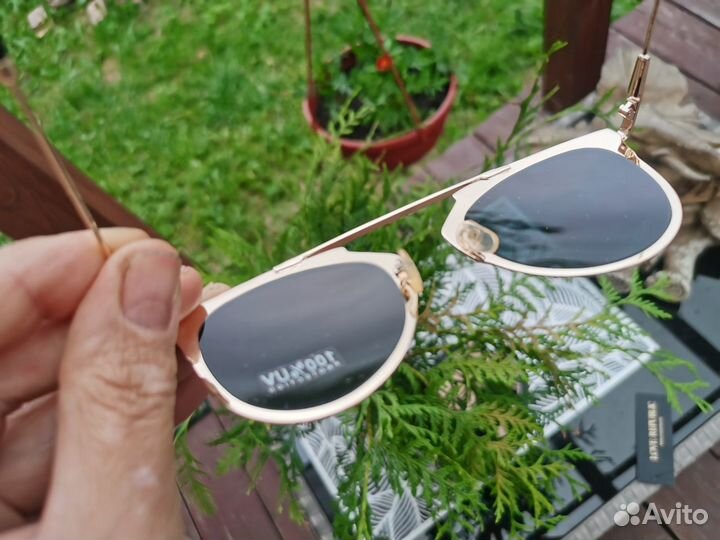 Солнцезащитные очки женские оригинал