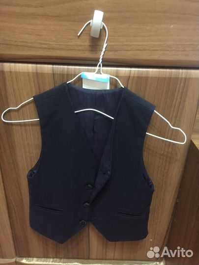 Тёмно-синяя жилетка для мальчика Truvor Junior