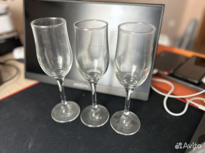 Бокалы для шампанского, вина и коньяка