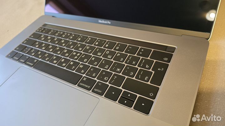 Macbook pro 15 2018 i9 32gb SSD 4Tb