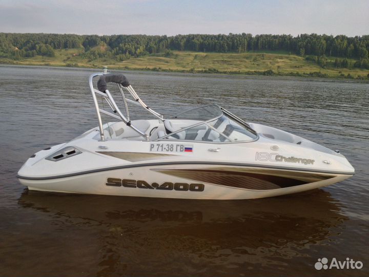 SEA-DOO Challenger 180