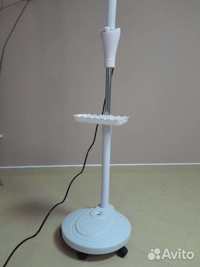 Лампа лупа напольная с регулировкой яркости
