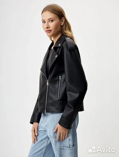 Кожаная куртка sela