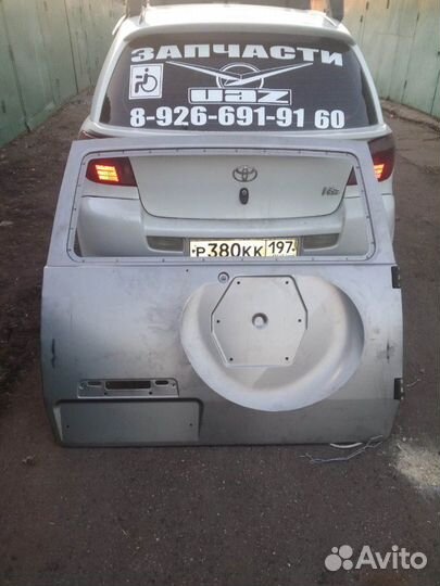 Дверь УАЗ патриот