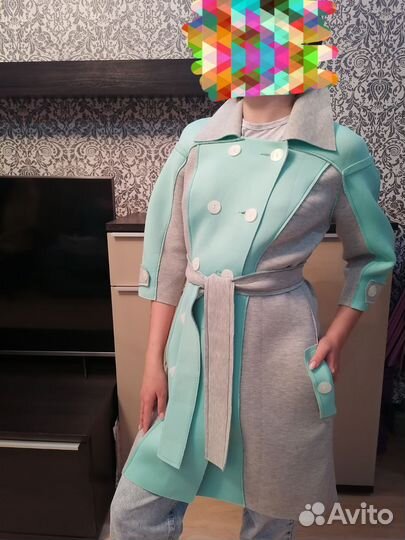 Плащ женский