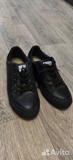 Кроссовки (кеды)