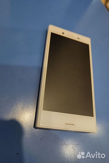 Sony Xperia X Compact, 3/32 ГБ