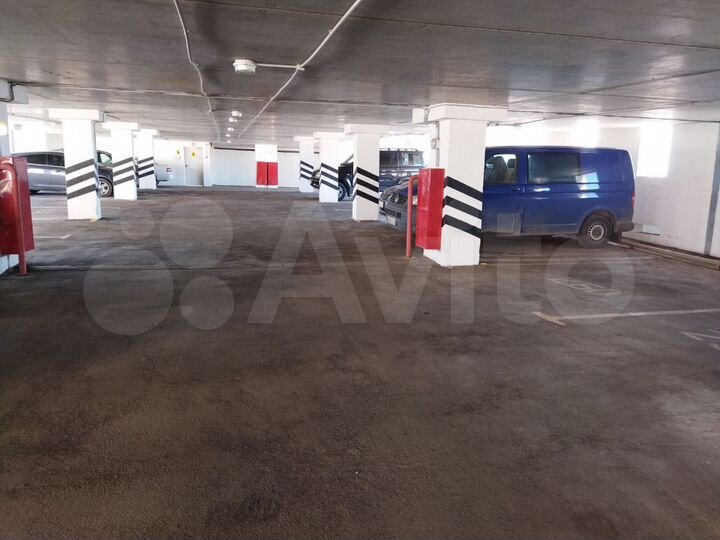 Машиноместо, 17 м²