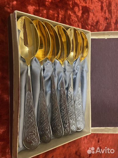 Ложки новые чайные с позолотой