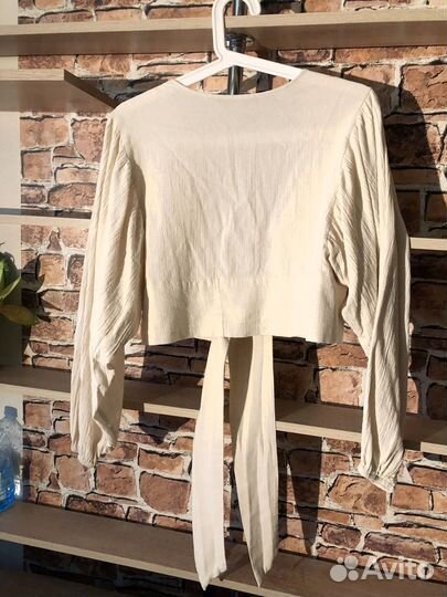 Блузка топ летняя укороченная