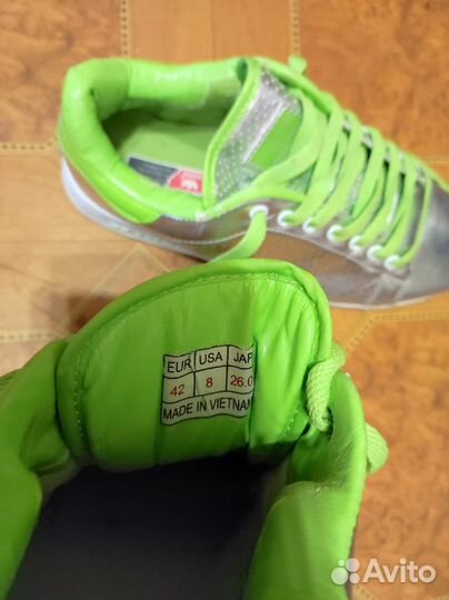 Кроссовки adidas