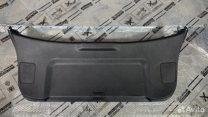 Накладка крышки багажника Mitsubishi Asx 2010