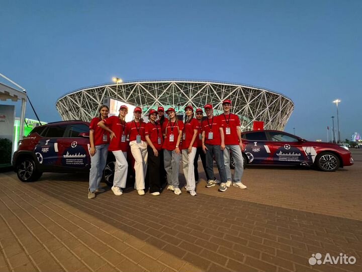 Персонал на мероприятие:хелперы, хостес и др